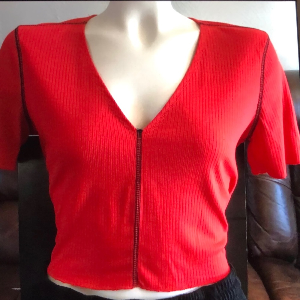 Cropped shirt